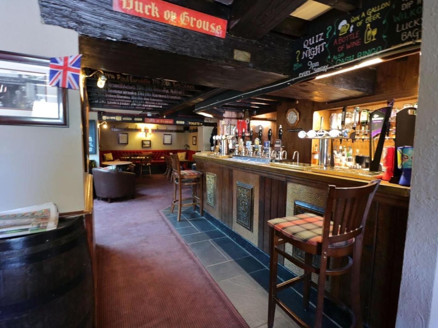 Ye Olde Cheshire Cheese Inn Castleton  Exterior foto